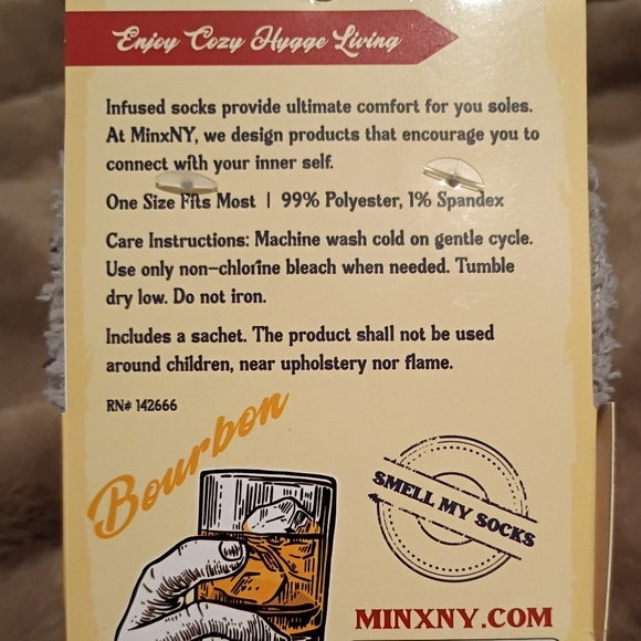 MODERN MAN NON-SKID BOTTOM SOCKS - Picture 4 of 4